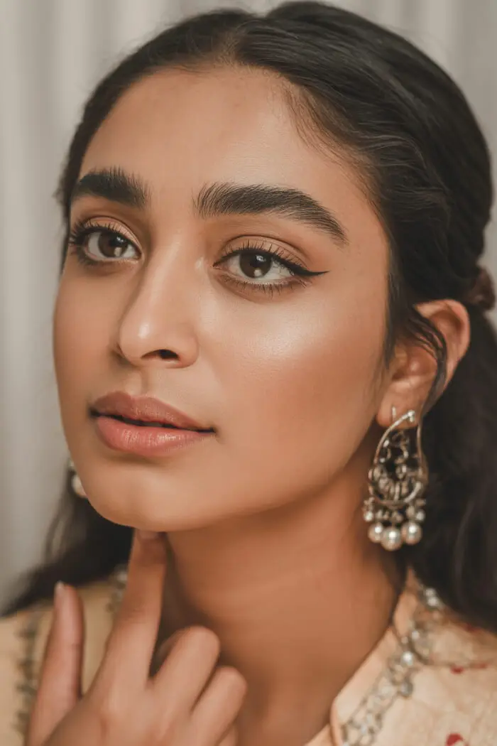 Gorgeous Soft Glam Indian Makeup Look with Winged Eyeliner & Dewy Skin