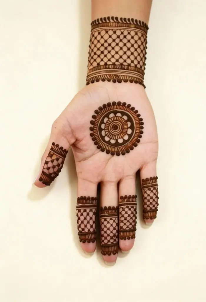 Minimal Mandala Net Mehndi Design for Palm & Fingers