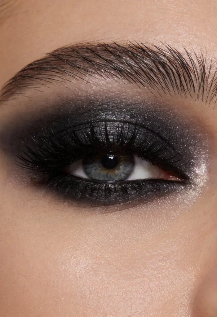 Smoky Black Eye Makeup Look – Dramatic Glam Eye Close-Up